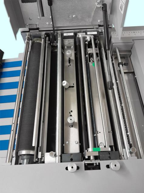 Morgana DigiFold PRO XL Rill-/Falzautomat 